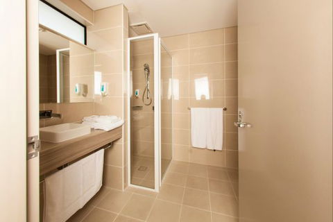 The Foreshore Motel & Tavern (Hobart) Lauderdale - Holiday Adelaide 9