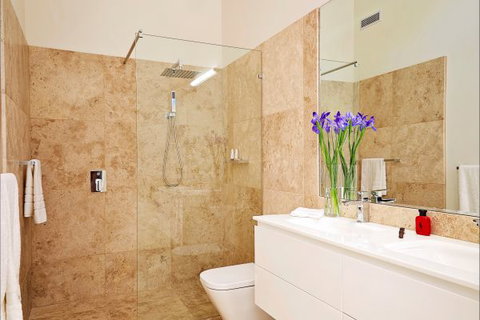 The Suites, Villa Belgravia - Holiday Adelaide 8