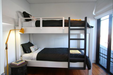 Two Five Zero / Richmond - Holiday Adelaide 6