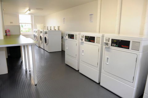 Yarra House - Holiday Adelaide 6