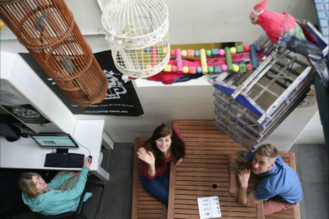 Zing! Backpackers Hostel - Holiday Adelaide 3