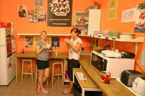 Zing! Backpackers Hostel - Holiday Adelaide 4