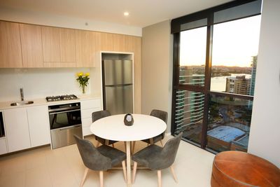 Alcyone Hotel Residences - Holiday Adelaide 3