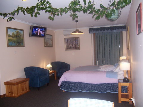 Adelaide Hills B&B Accommodation - Holiday Adelaide 5