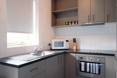 Apartments Of South Yarra - Holiday Adelaide 3