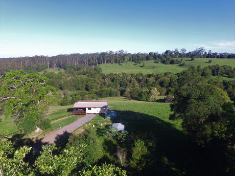 Bellthorpe Stays - Nature's Retreat - Holiday Adelaide 6