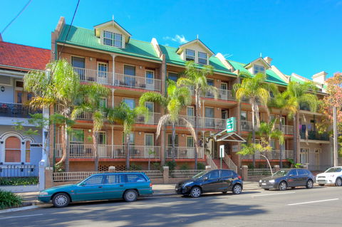Central Railway Hotel - Holiday Adelaide 0