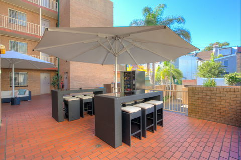 Central Railway Hotel - Holiday Adelaide 3