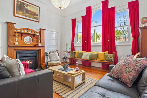 Cygnet Old Bank B&B - Holiday Adelaide 6