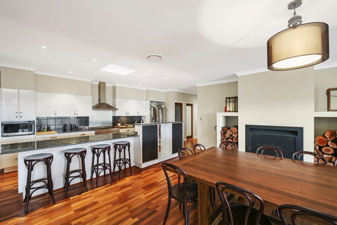 Degen Estate - Holiday Adelaide 1