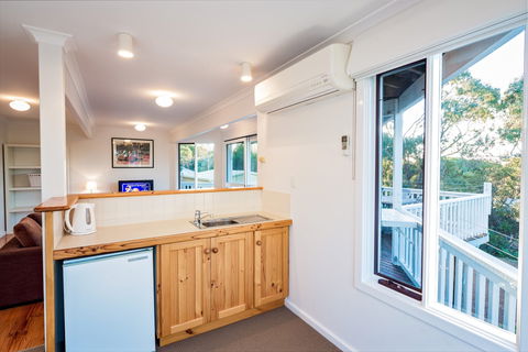 Eagle Heights - Holiday Adelaide 6