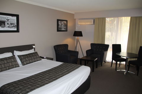Galaxy Motel - Holiday Adelaide 1