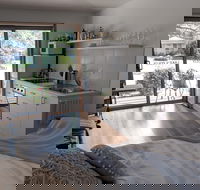 Lake's Folly Studio - Holiday Adelaide