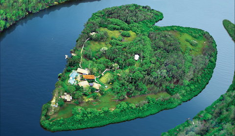 Makepeace Island - Sir Richard Branson's Australian Home - Holiday Adelaide 6