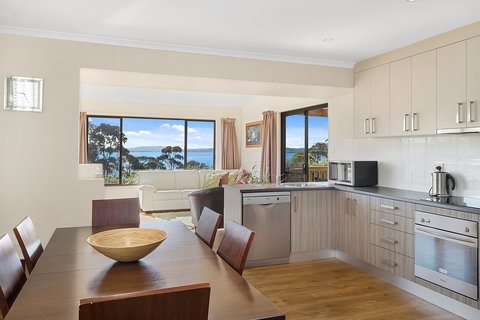 Mirramar House - Holiday Adelaide 1