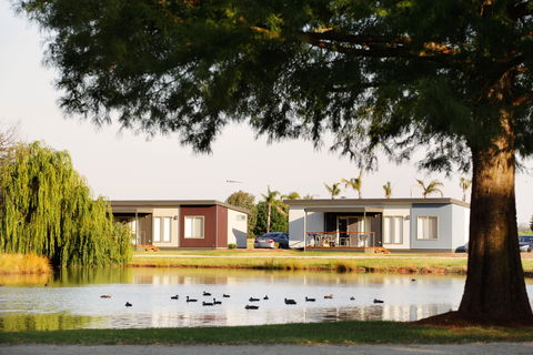 RACV Cobram Resort - Holiday Adelaide 1