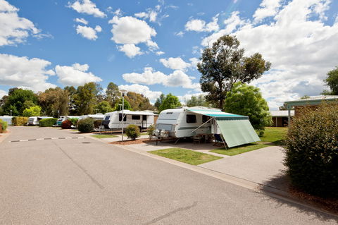 RACV Cobram Resort - Holiday Adelaide 4
