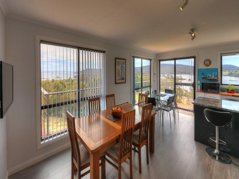 Storm Bay B & B - Holiday Adelaide 7