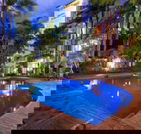 Tropic Towers Apartments - Holiday Adelaide