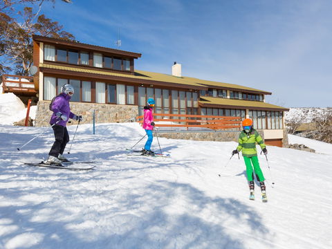 Valhalla Perisher - Holiday Adelaide 0