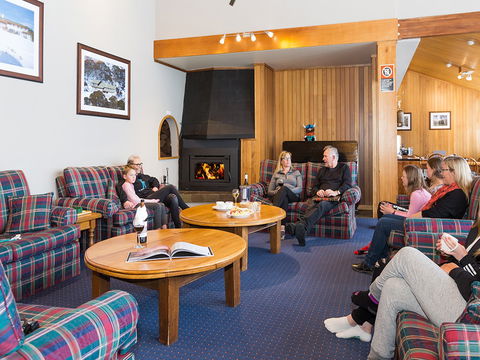 Valhalla Perisher - Holiday Adelaide 3
