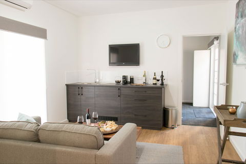 A Coonawarra Experience - Holiday Adelaide 3