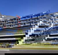 Adina Apartment Hotel Norwest Sydney - Holiday Adelaide