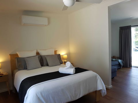 Alkira Studios Fish Creek - Holiday Adelaide 1