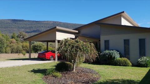 Avue Retreat - Holiday Adelaide 0