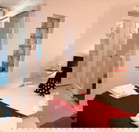 Canberra Short Term and Holiday Accommodation - Holiday Adelaide