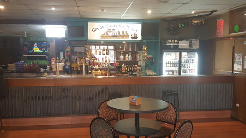 Great Eastern Hotel Motel Young - Holiday Adelaide 1