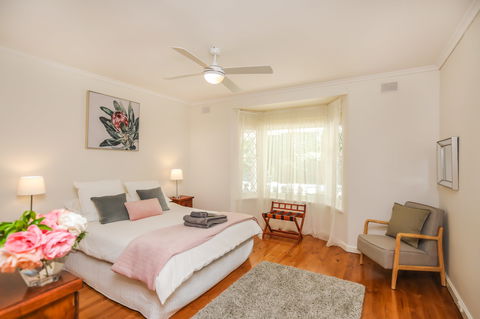 HAHNDORF LODGE - Holiday Adelaide 2