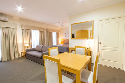 Harvest Lodge - Holiday Adelaide 8