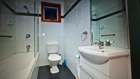 Hilltop Barn At Swan Bay - Holiday Adelaide 3