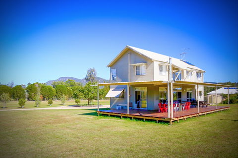 Hunter Olive House - Holiday Adelaide 0