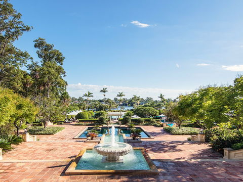 InterContinental Sanctuary Cove Resort - Holiday Adelaide 3