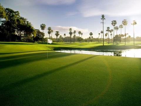 InterContinental Sanctuary Cove Resort - Holiday Adelaide 7