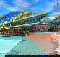 Mobys Beachside Retreat - Holiday Adelaide