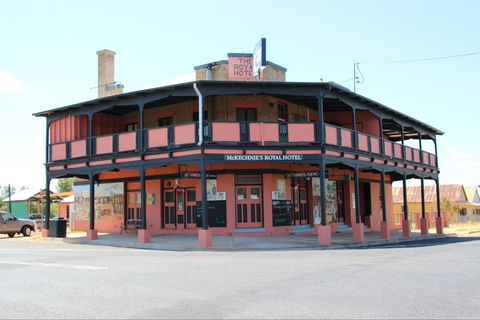 Royal Hotel Mendooran - Holiday Adelaide 0