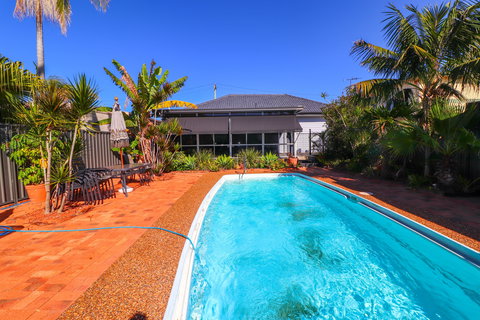 Seabreeze At Blacksmiths - Holiday Adelaide 0