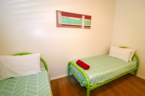 Seabreeze At Blacksmiths - Holiday Adelaide 3