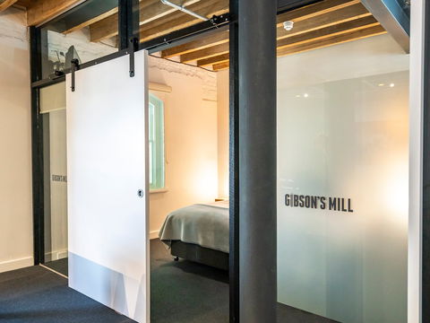 Sullivans Cove Apartments - Gibsons Mill - Holiday Adelaide 5