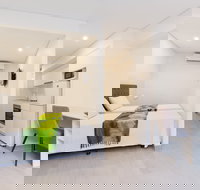 The Merchant Hotel - Holiday Adelaide