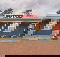 The Platypus Accommodation and Cafe - Holiday Adelaide