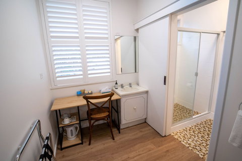 The Platypus Accommodation And Cafe - Holiday Adelaide 5