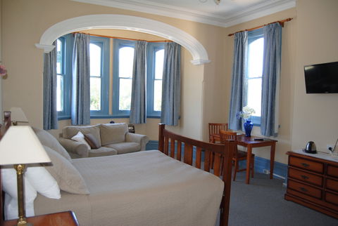 Airlie House Motor Inn - Holiday Adelaide 1