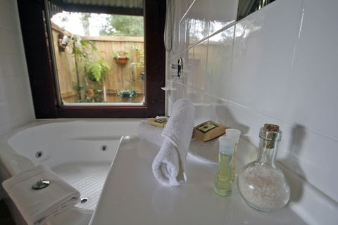 Bendles Cottages And Country Villas - Holiday Adelaide 2