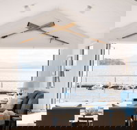 Bruny Boathouse - Holiday Adelaide