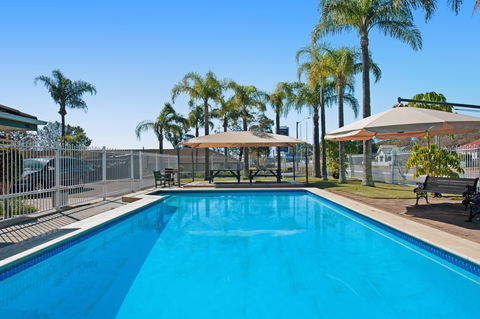 Colonial Terrace Motor Inn And Terrace Brasserie - Holiday Adelaide 1
