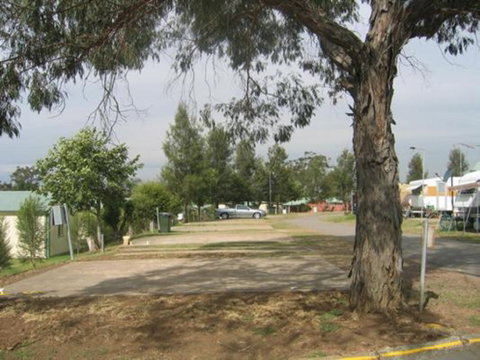 Country Acres Caravan Park - Holiday Adelaide 0